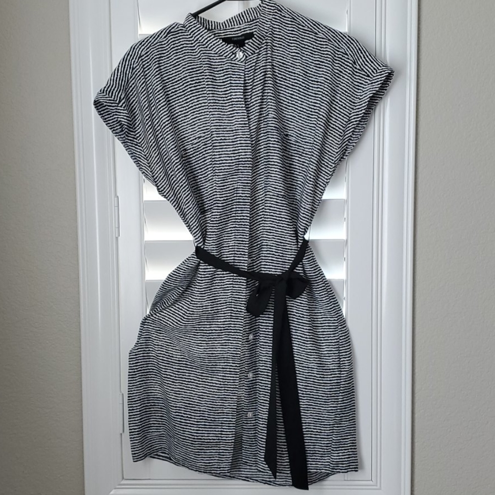 F21 - Black & White Stripe long blouse / dress